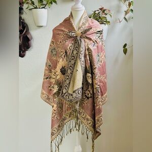 Reversible Floral Shawl Wrap with Fringe – Boho One Size